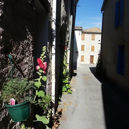 La P'tite Maison Holiday home Lachau